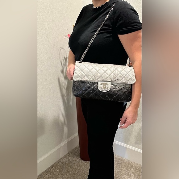 [SOLD] Chanel Vinyl Quilted Jumbo Melrose Degrade Flap Bag - Picture 16 of 16